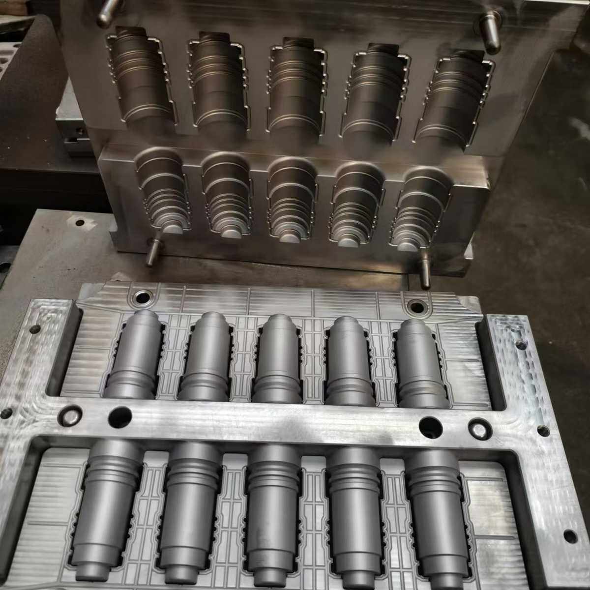 硅胶婴儿产品模具使用什么材料?